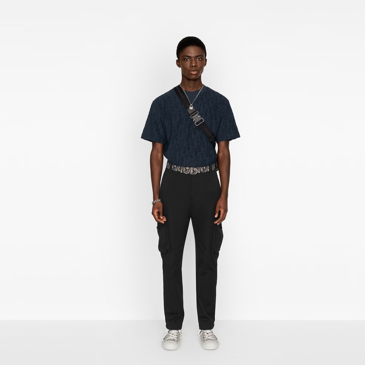 Oblique Relaxed Fit Navy Blue T-shirt - Exclusive Wear