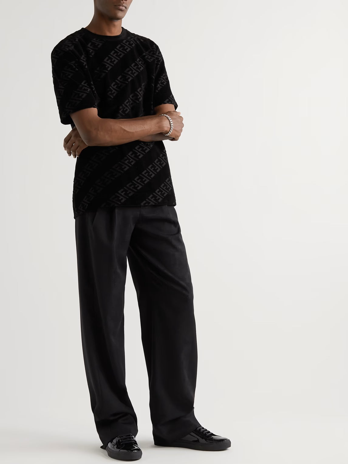 Black Velvet Relaxed fit T-shirt - Exclusive Wear