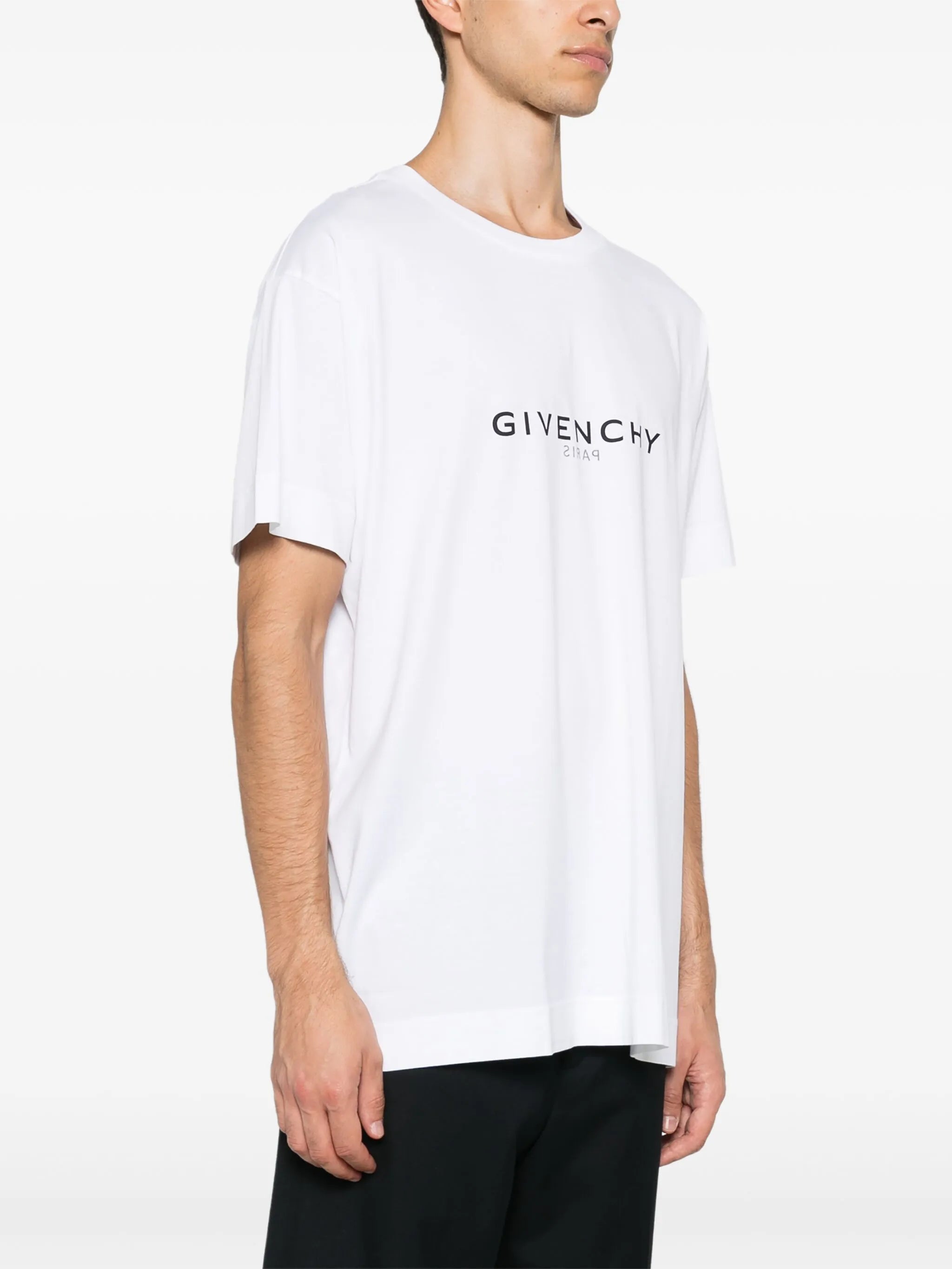 Reverse Oversized White T-shirt - Exclusive Wear