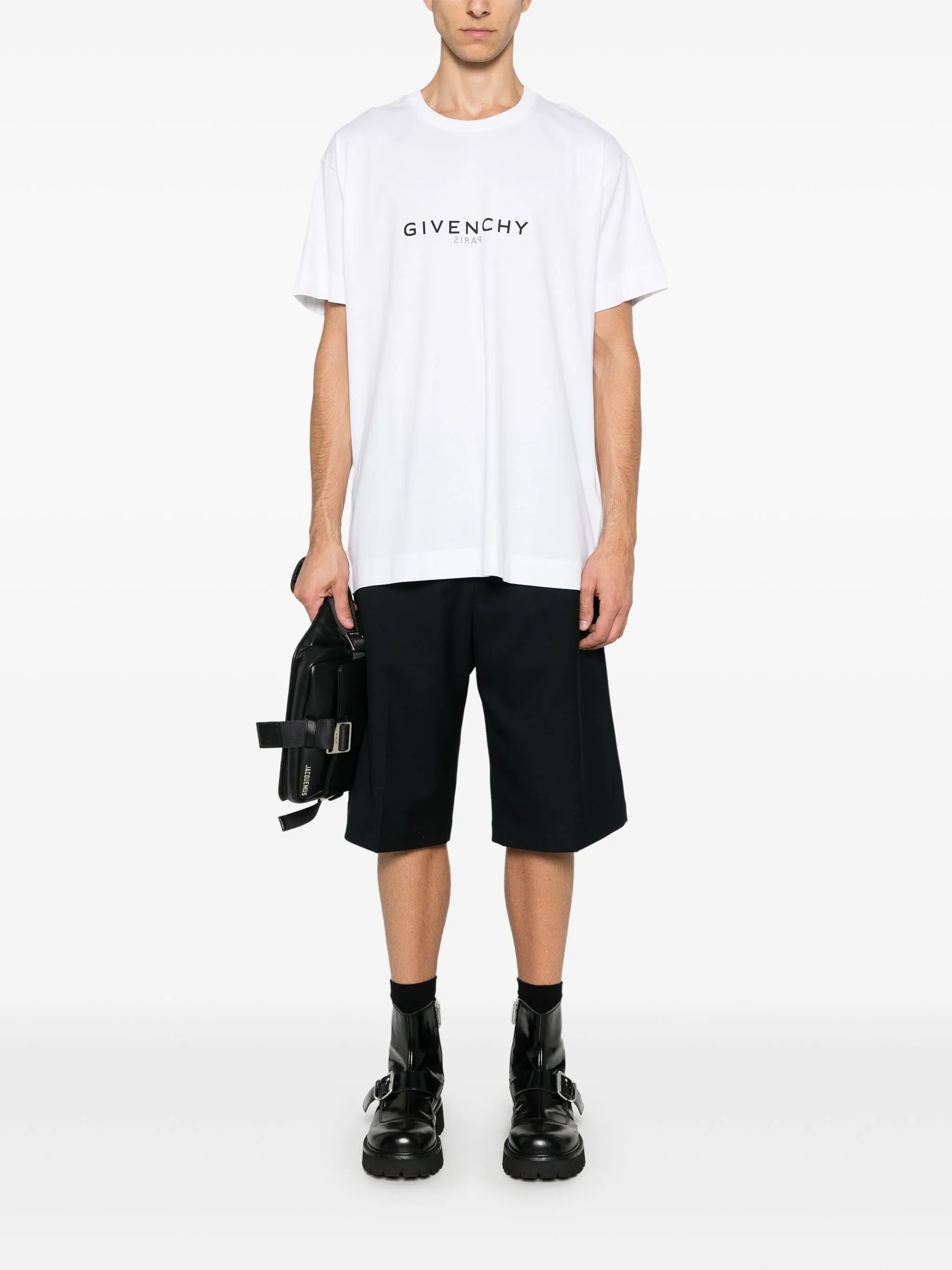 Reverse Oversized White T-shirt - Exclusive Wear