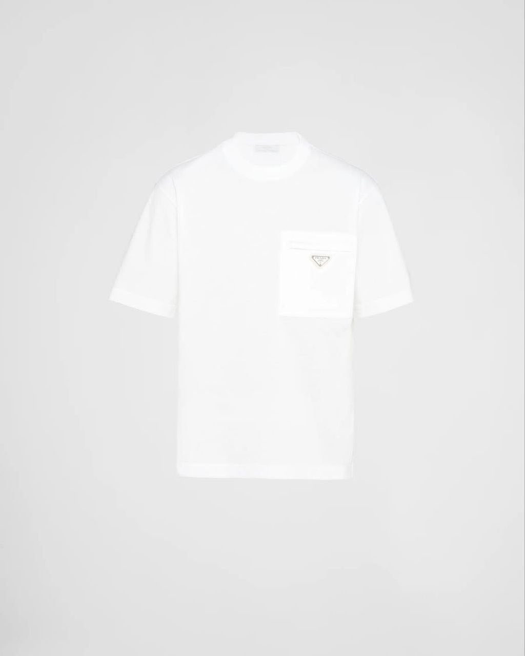 White Logo Plaqué Pocket T-shirt - Exclusive Wear