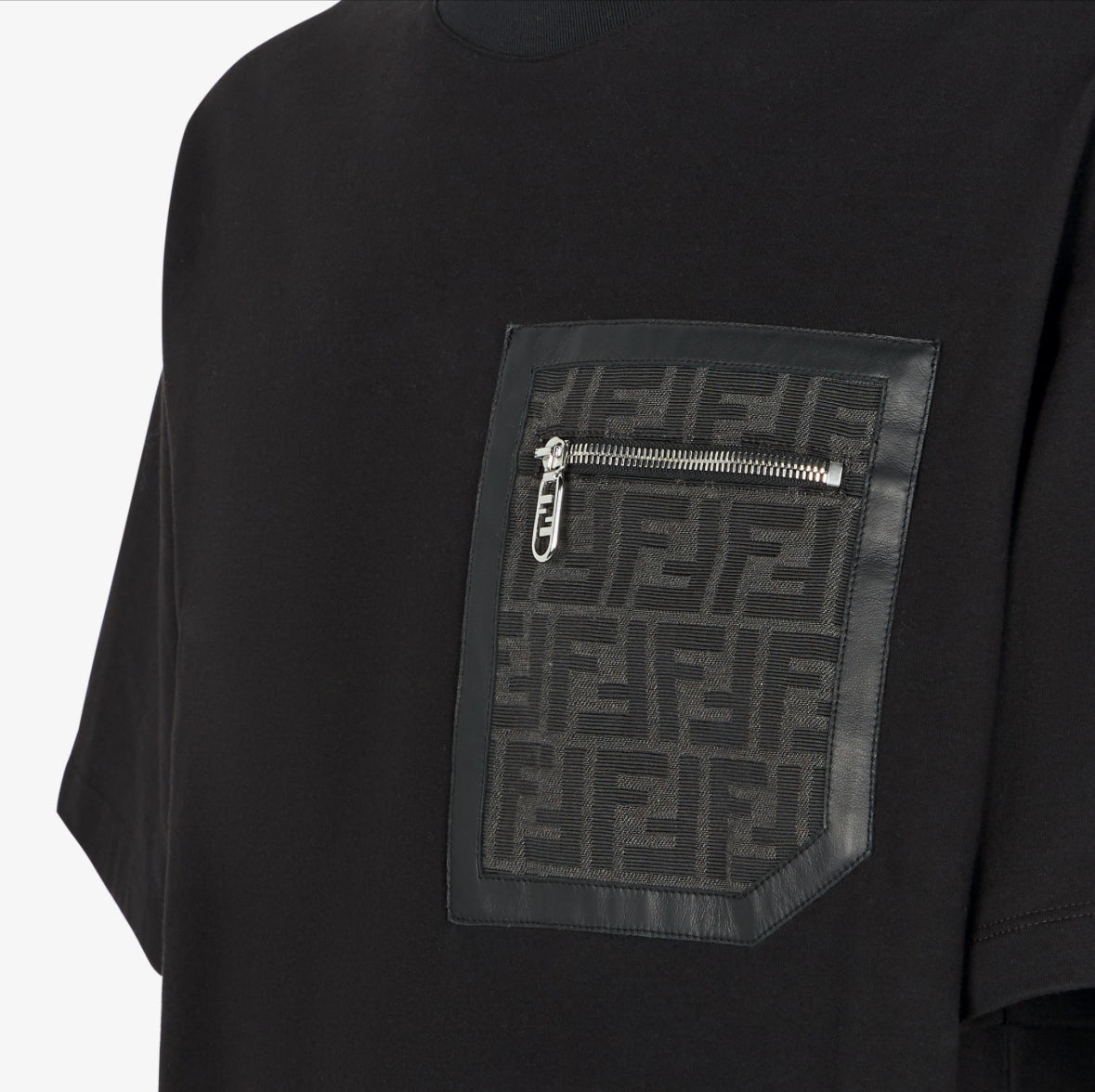 Black Jersey Zip-Pocket T-shirt - Exclusive Wear