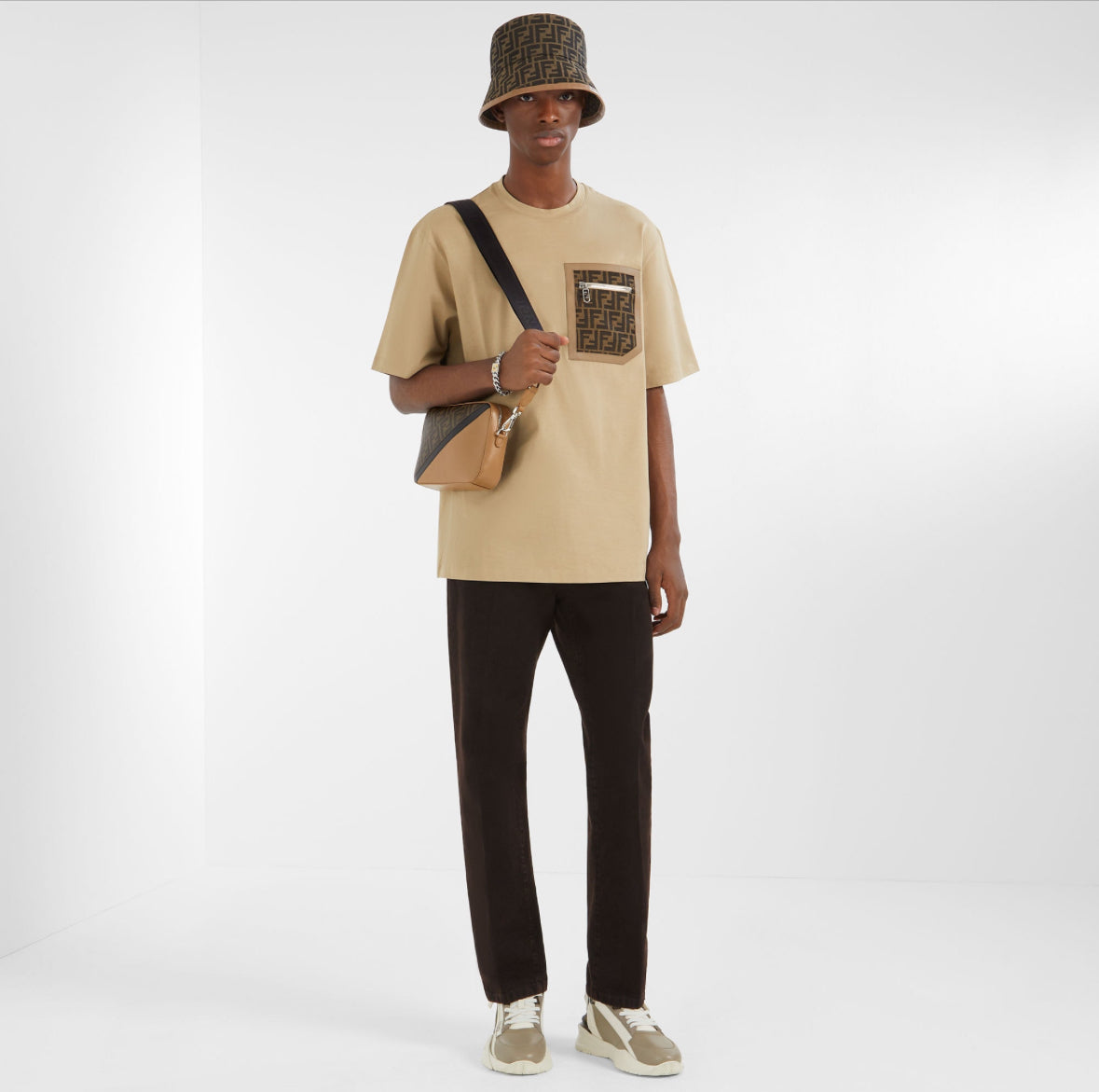 Beige Jersey Zip-Pocket T-shirt - Exclusive Wear