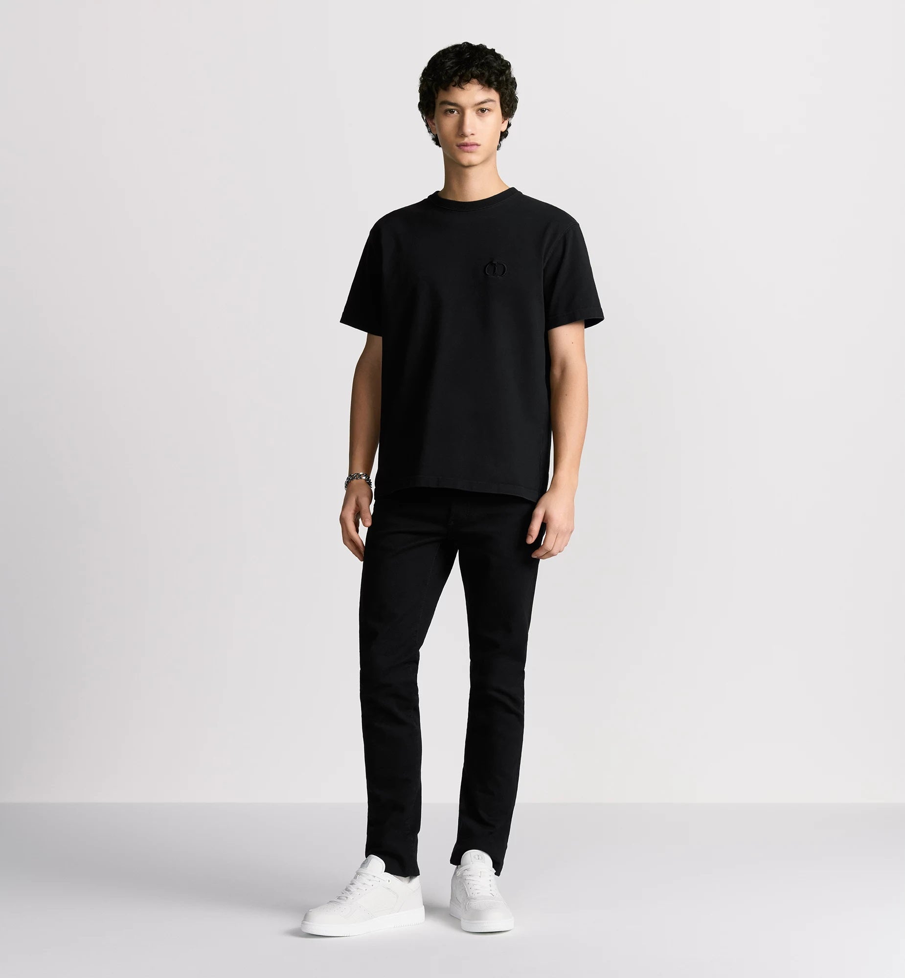 CD ICON Relaxed Fit Black T-shirt - Exclusive Wear