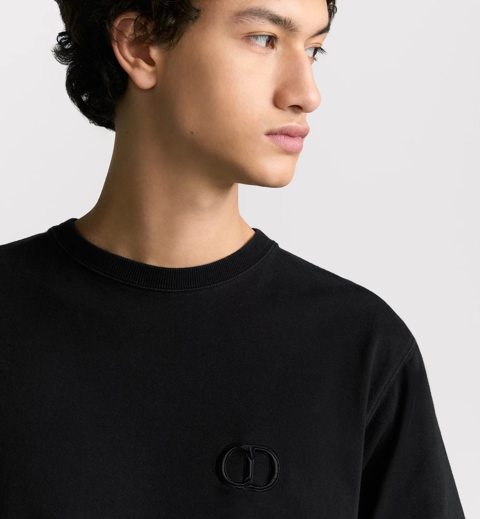 CD ICON Relaxed Fit Black T-shirt - Exclusive Wear
